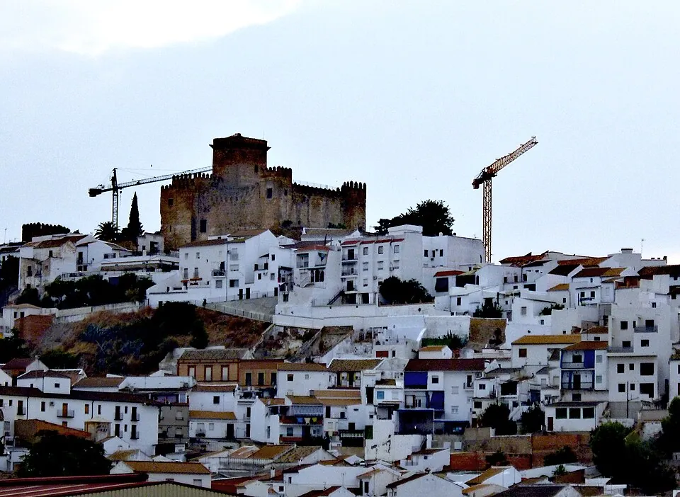 Espejo castle.